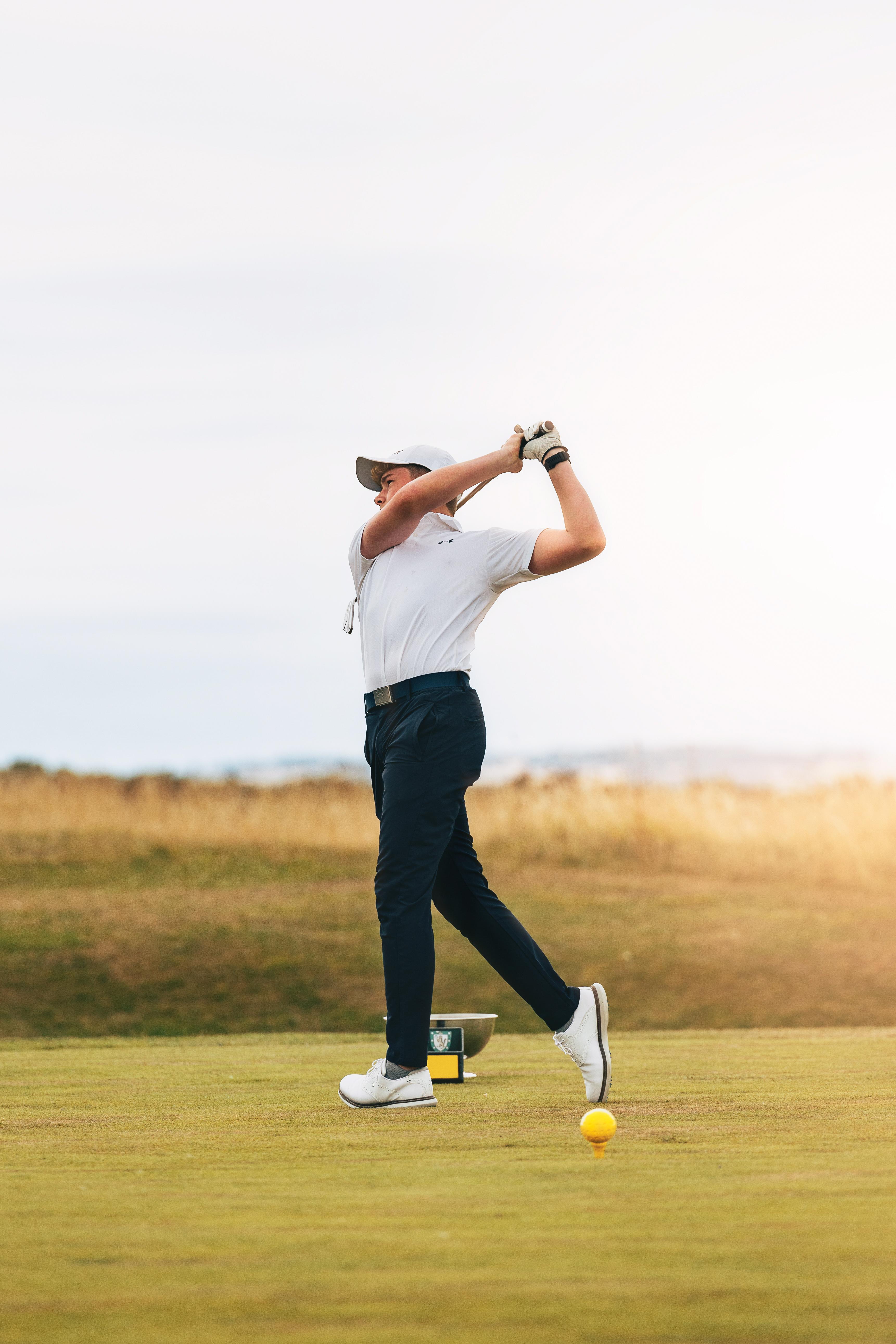 فندق Dornoch Station المظهر الخارجي الصورة Golf player